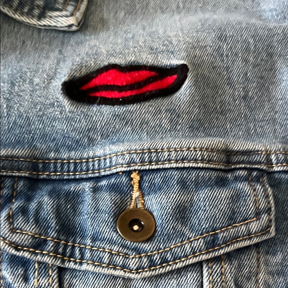 2019 Stonewall 50th Anniversary Denim Trucker Jacket XXL NWOT - Picture 4 of 5